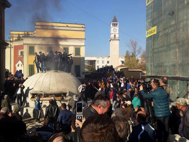 Opposition protest in Tirana marked by incidents