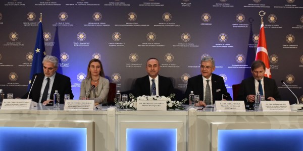 EU and Turkey pledge to give full support to efforts for a Cyprus settlement