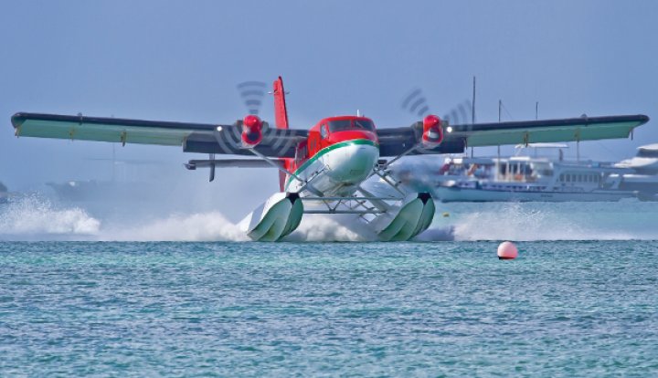 Seaplanes might start flights in the Ionian this summer