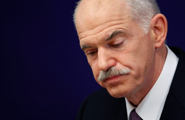 Papandreou says “present” to political developments