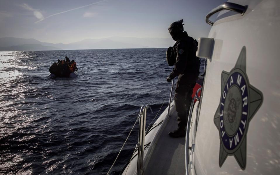 Greek authorities: Groundless accusations about refugees