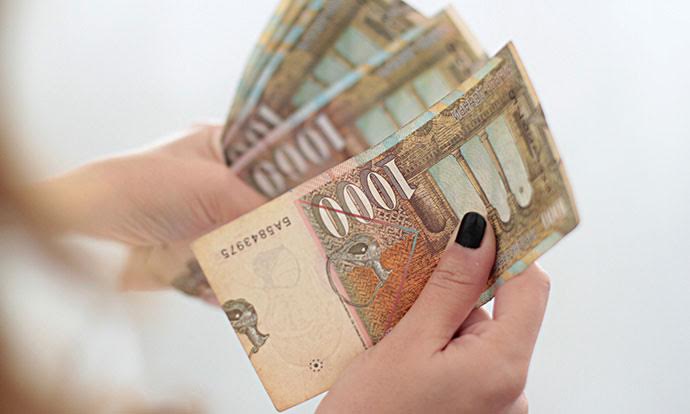 Net salary in FYROM is around 380 euros