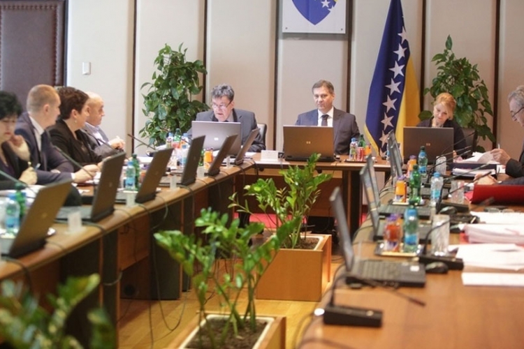 Discoordinated adoption of Coordination mechanism