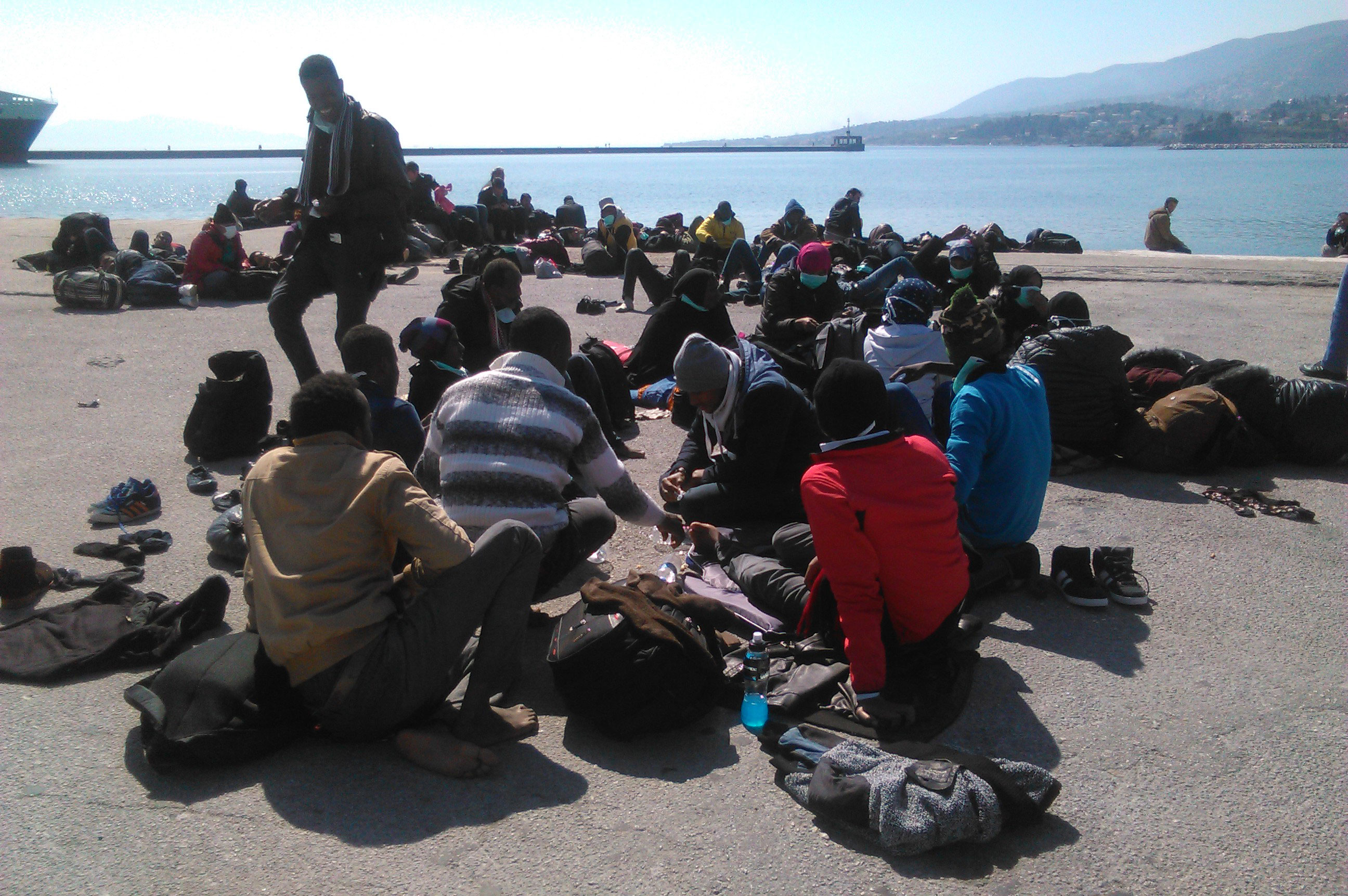 62,000 refugees arrived in Greece during January
