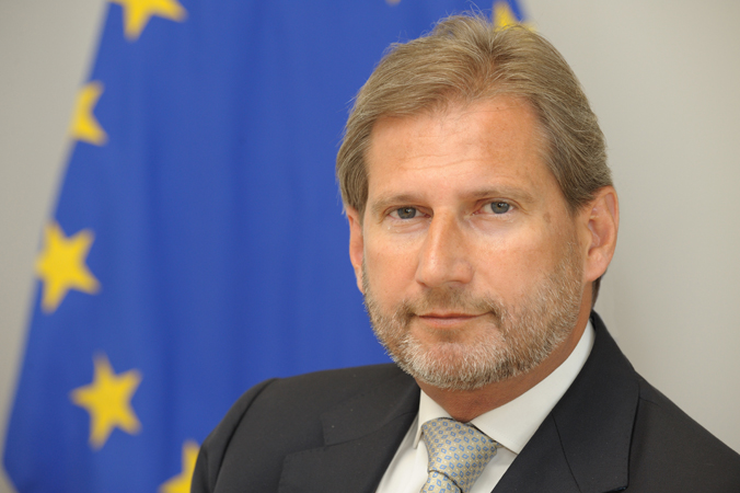 Hahn: The solution of the political crisis not through violence
