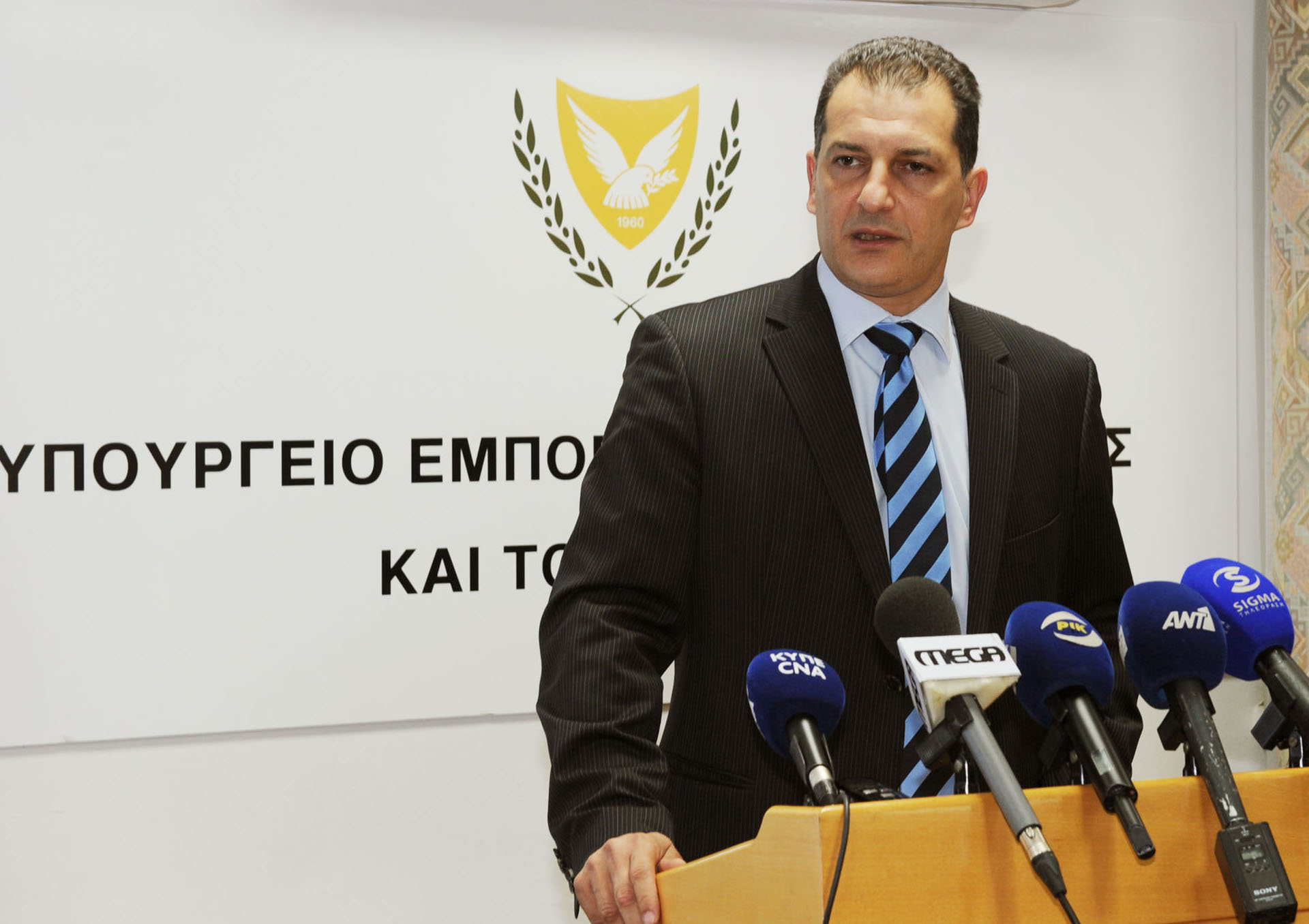 Tourism Minister to promote Cyprus tourism and investment opportunities in Berlin
