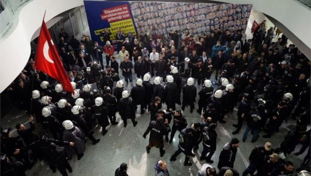 Police raid in the newspaper Zaman – The background of the case