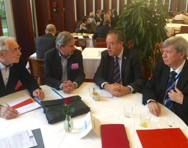 “No new convergences reached” in Anastasiades – Akinci meeting