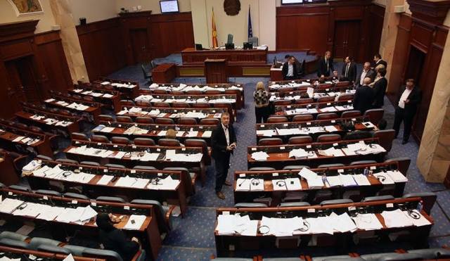 Parliament annuls the June 5 elections, opposition ministers removed