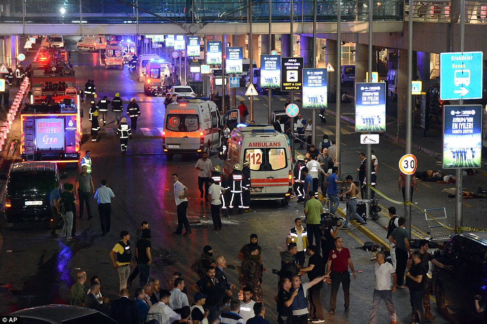 Suicide bombs kill 28, wound dozens at Istanbul airport