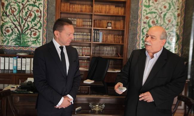 Stournaras: The government should proceed with changes
