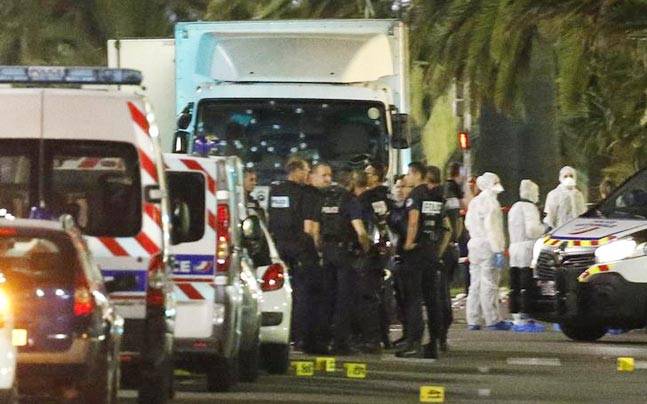 Greece condemns the deadly terrorist attack in Nice