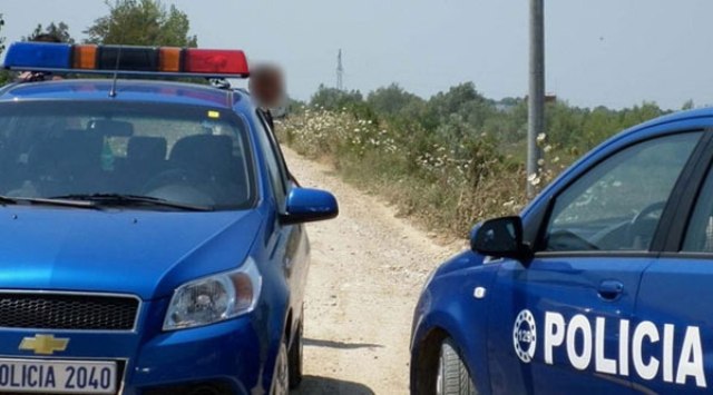 Horrendous murder in south of Albania. The uncle decapitates his 12 years old nephew, resident in Greece
