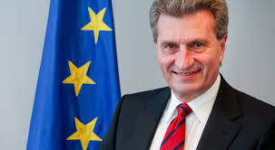 Oettinger: The number of television licenses is up to the Greek authorities