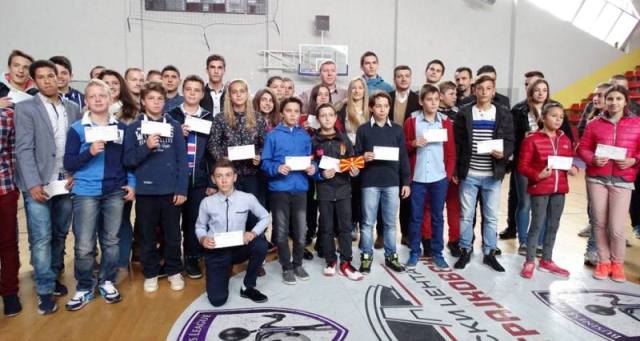 500 scholarships for young successful sportsmen in FYROM