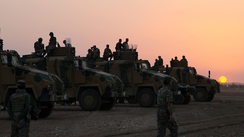Turkish military stages military buildup in Iraqi border
