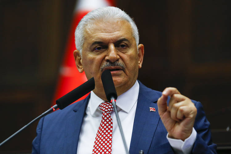 Turkish PM signals lifting of state of emergency before potential referendum