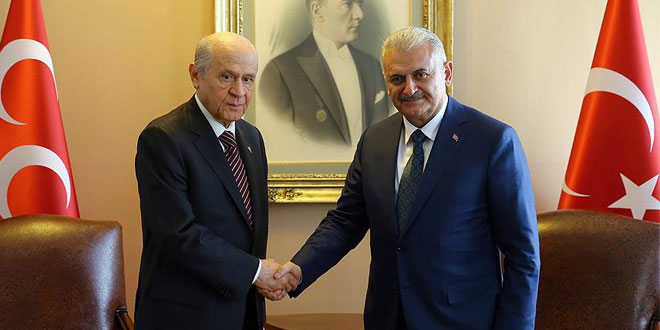 AKP begins constitution change talks with MHP, re-invites CHP