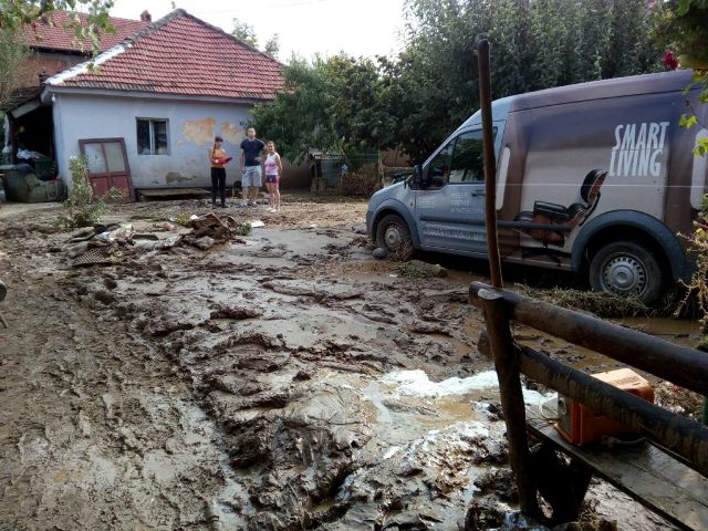 Over 380 businesses hit by floods have not been compensated