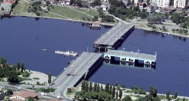 Historical Galata Bridge on Golden Horn bids farewell to Istanbul