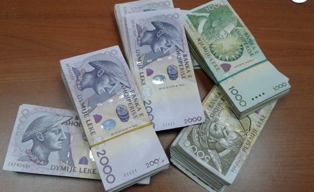 Albanians prefer to keep their savings at home and not in the bank