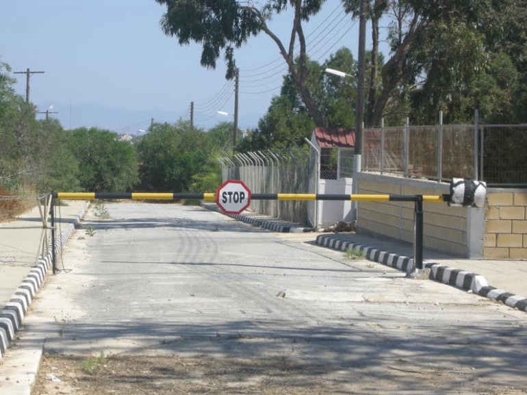 Greek Cypriots and Turkish Cypriots ready for the opening of Derynia crossing point