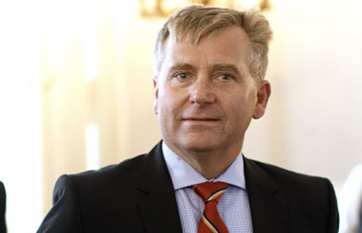 Slovenia still first option for paint shop, Magna boss says