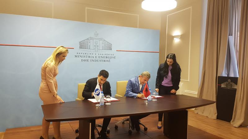 Sun power to replace hydro power in Albania