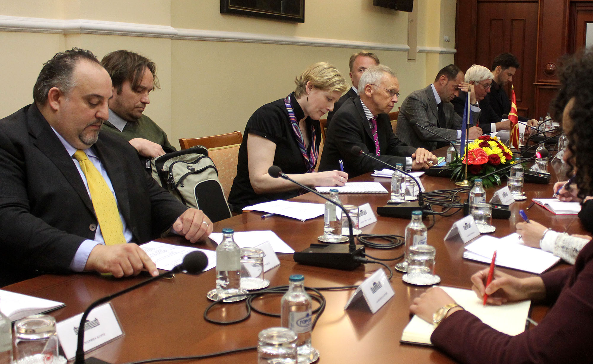 European experts are scanning institutions in Skopje