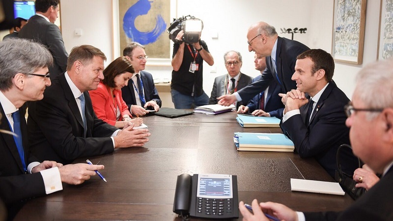 Romania is a stable country, no problem if Gov’t is changed, Iohannis says after meeting with Macron