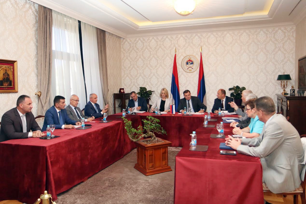 Ruling coalition stands united, Dodik says