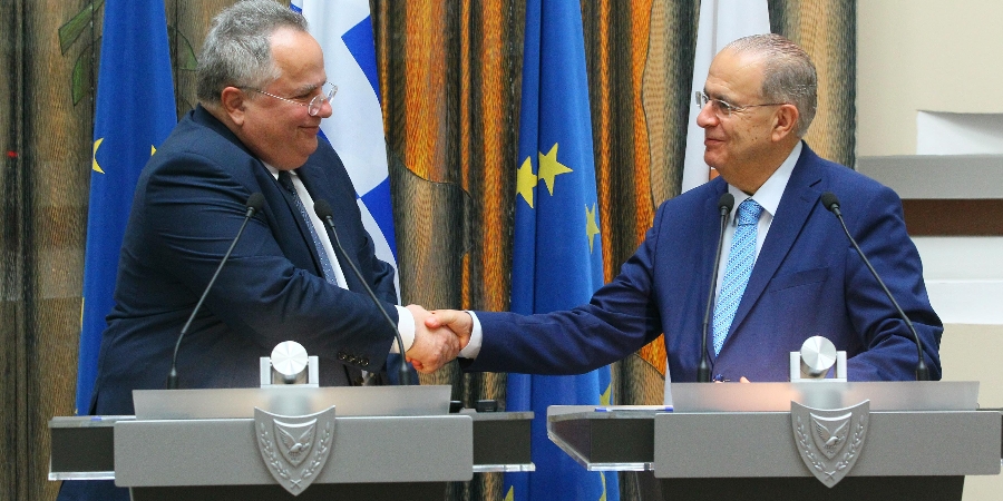 Kasoulides – Kotzias discuss the next day on the Cyprus issue