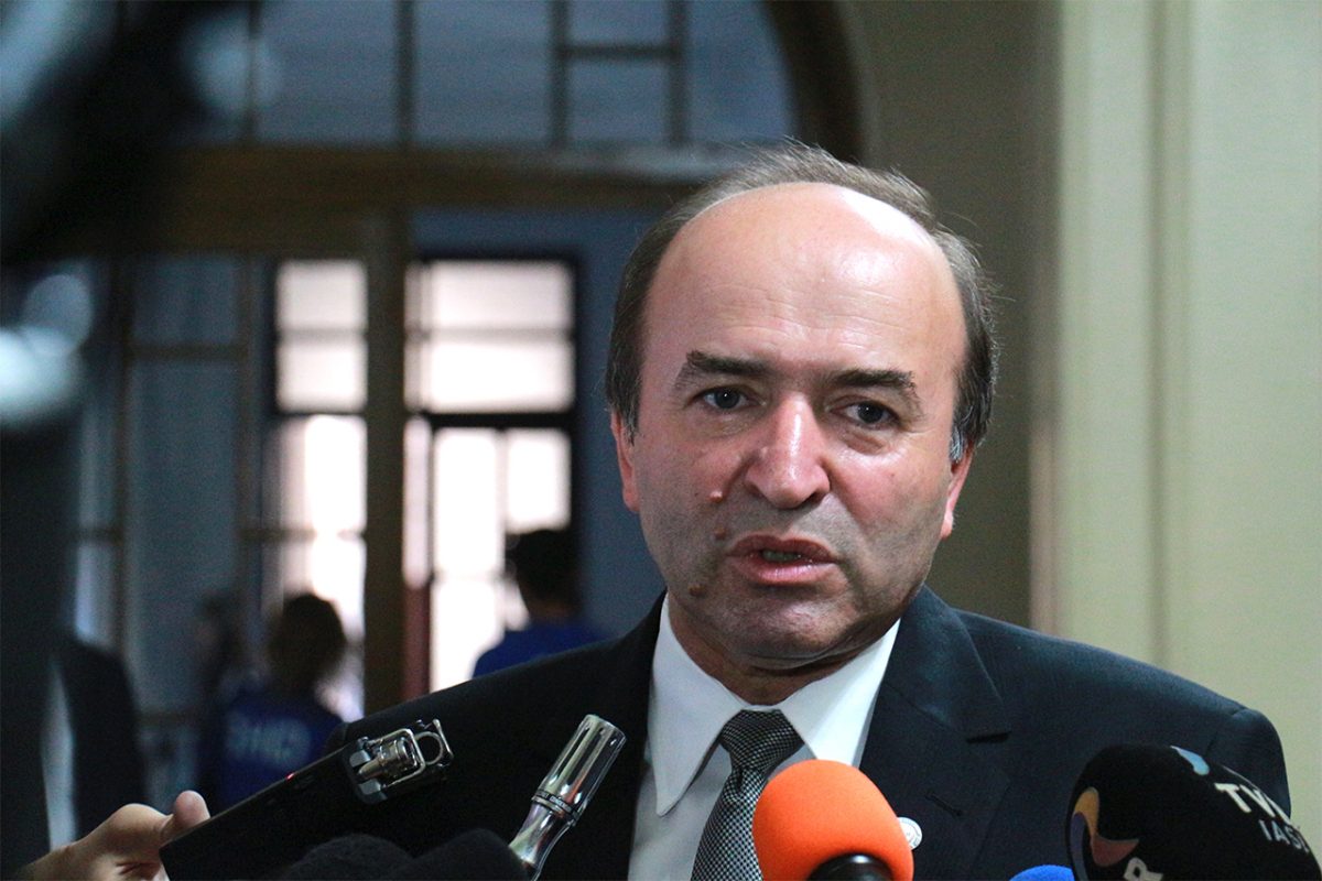 Toader notifies Judicial Inspection to assess the managerial activity of DNA and Prosecutor General’s Office