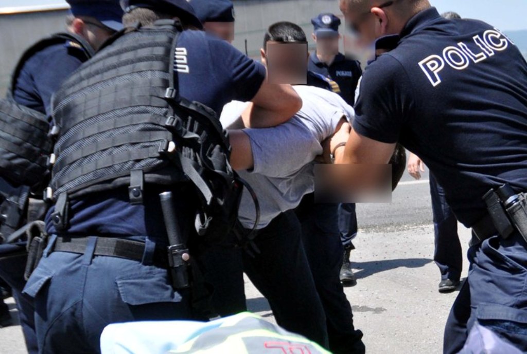 Serb national arrested in Kosovo on suspicion of war crimes