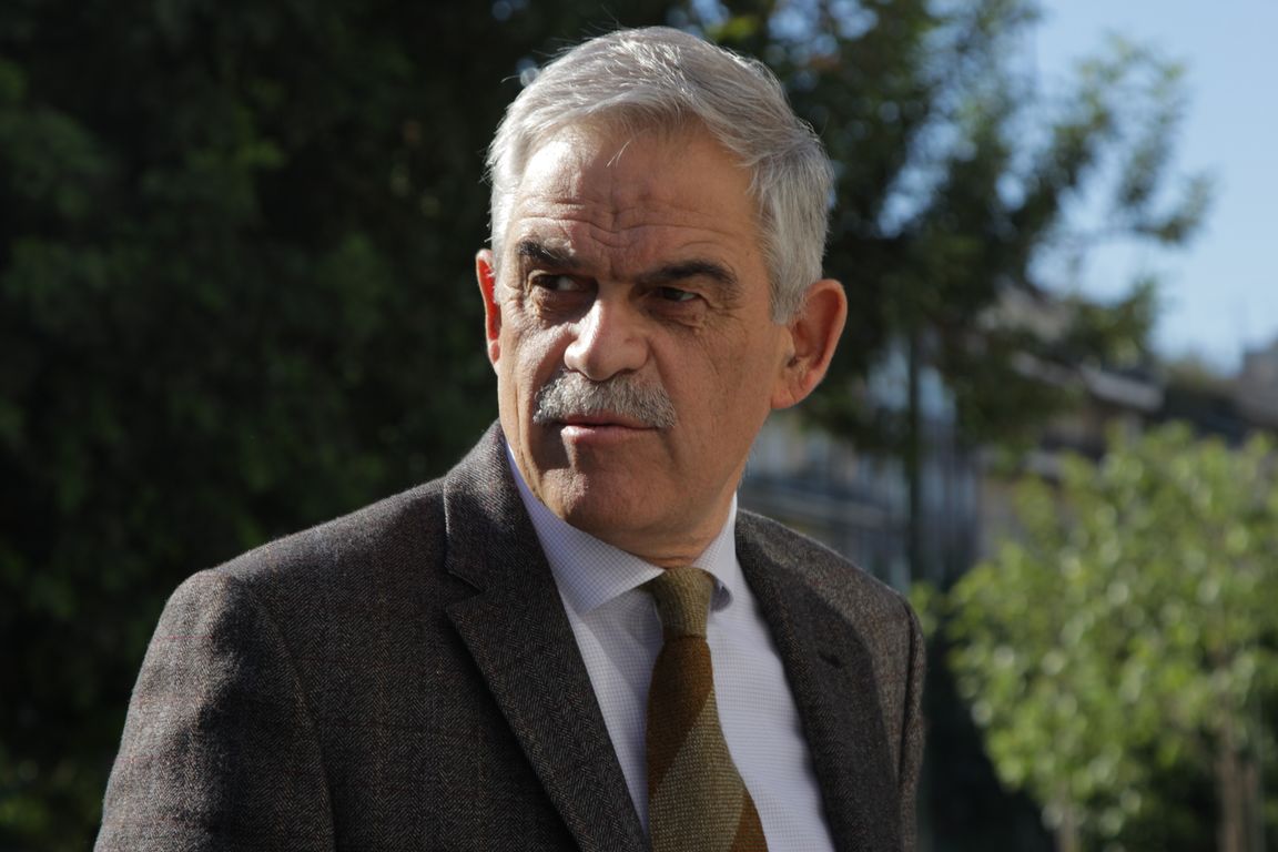 No state can intervene in fire in less than 20 minutes, says Toskas
