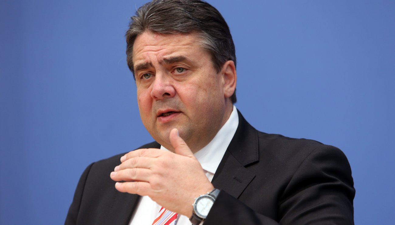 Gabriel: Germany ‘ready to extend hand to Turkey’