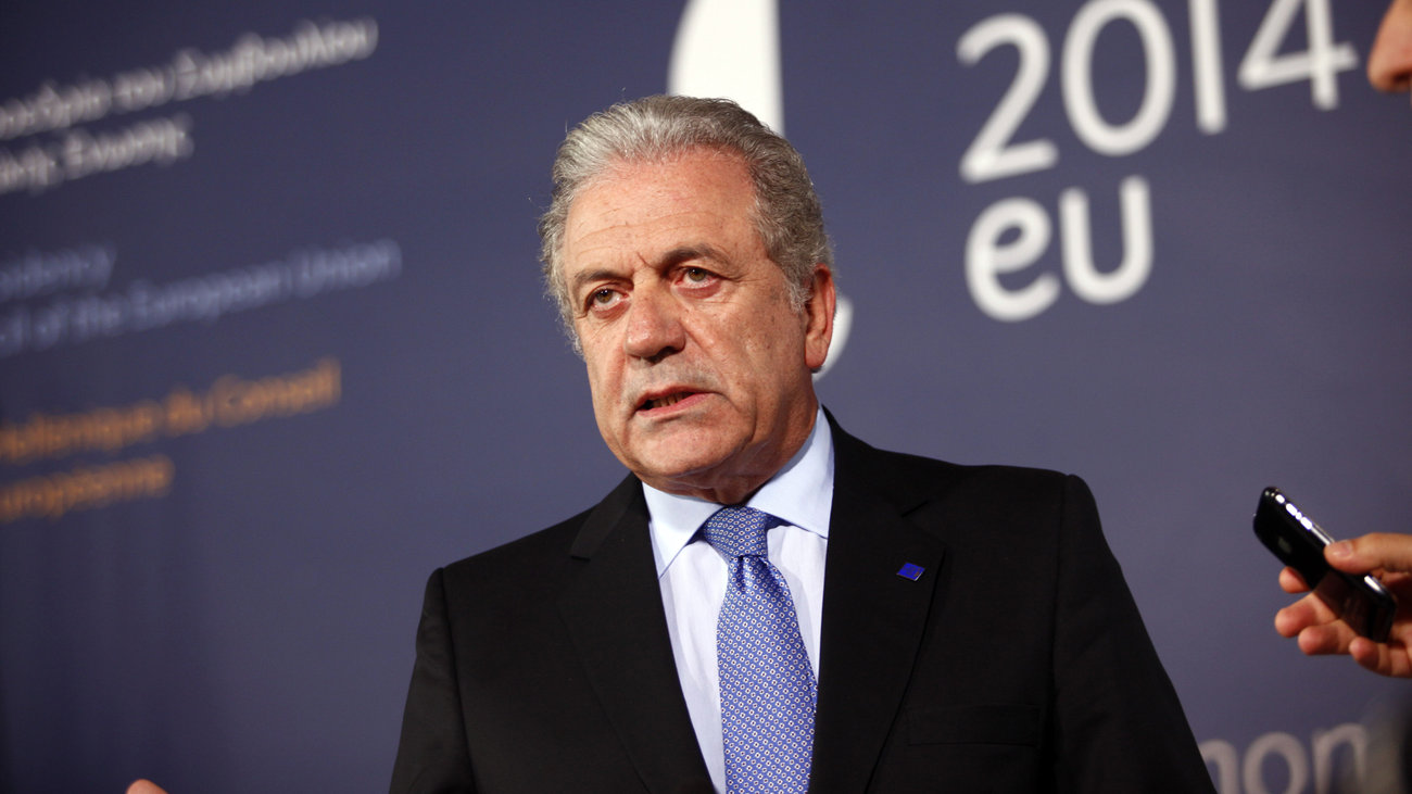 Schengen zone needs Bulgaria and Romania, Commissioner Avramopoulos says