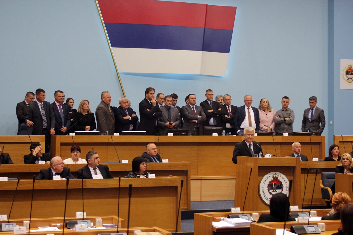 “Rebel” opposition MPs blocked RS NA session