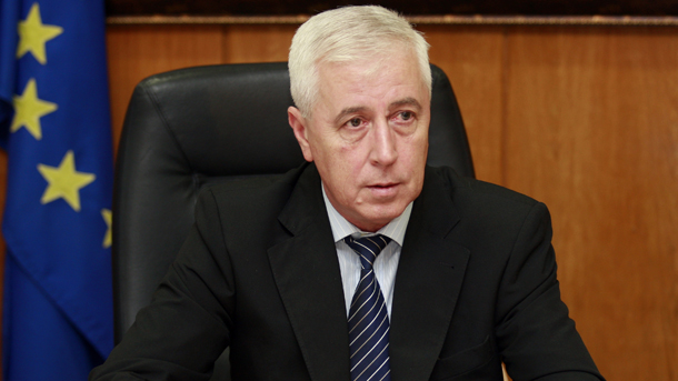 Bulgarian Health minister resigns over alleged financial scandal