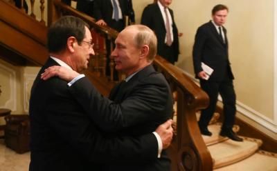 Anastasiades concludes visit to Russia, Putin suggests Cypriots find solution without foreign pressure