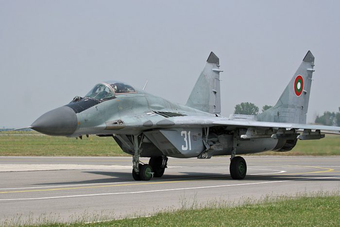Bulgaria: Training flights suspended due to safety concerns, demotivation