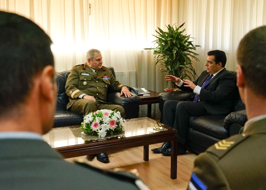 Minister Fokaides meets with Commander of Estonian Defence Forces