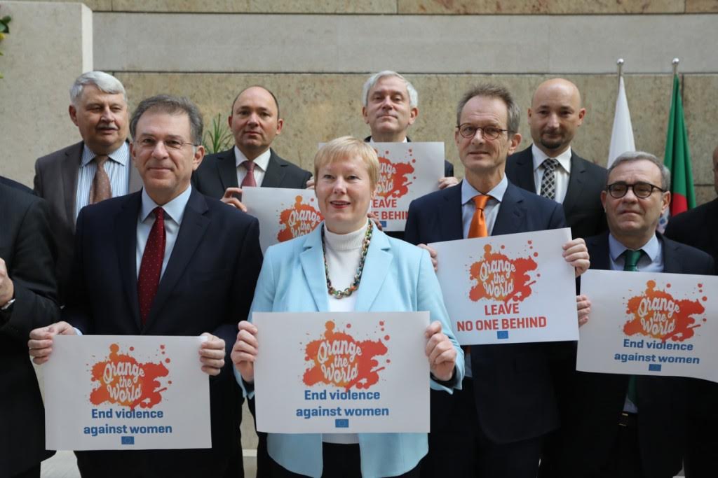 Foreign diplomats in BiH took part in a global campaign