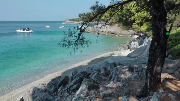 Increase in summer bookings for Greece, says Thomas Cook travel agency