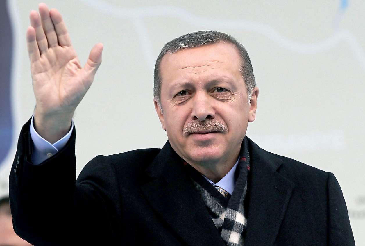 Erdogan the leader who is both government and main opposition