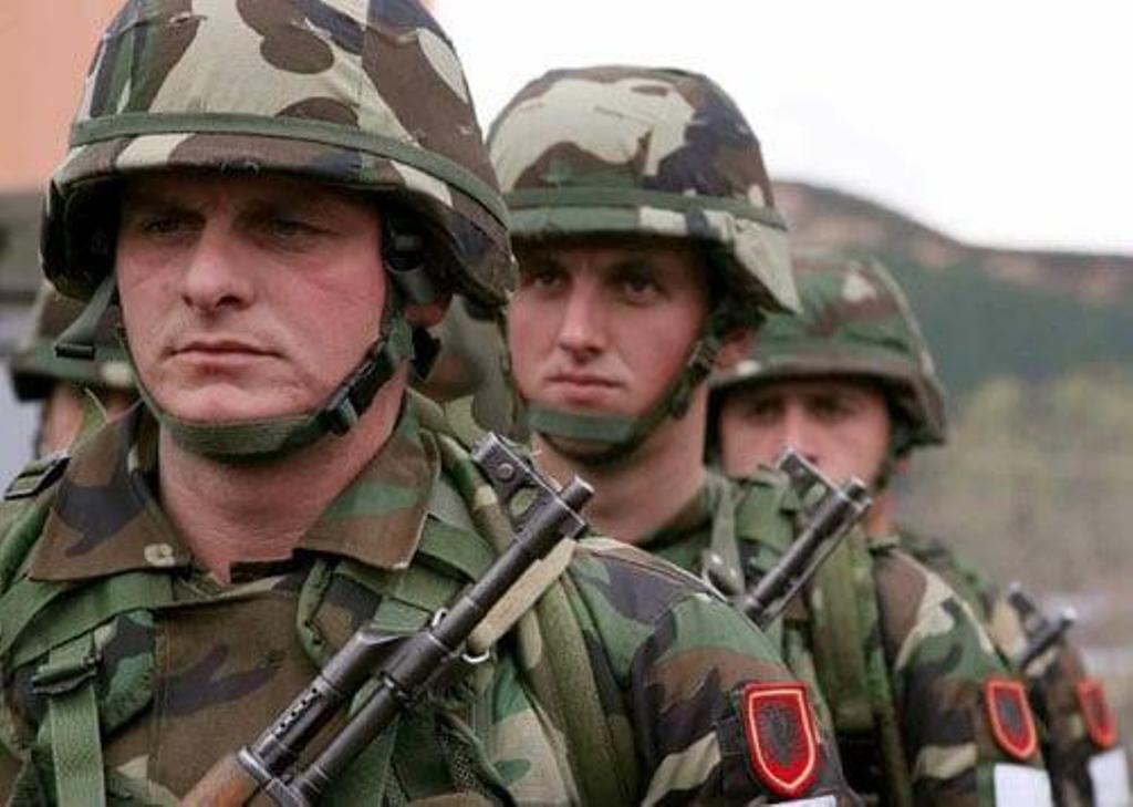President Meta delivers a speech on the 105th anniversary of Albanian Armed Forces