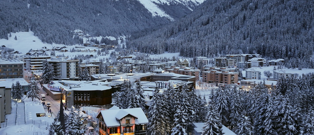 Tsipras to meet with Zaev and Rama in Davos