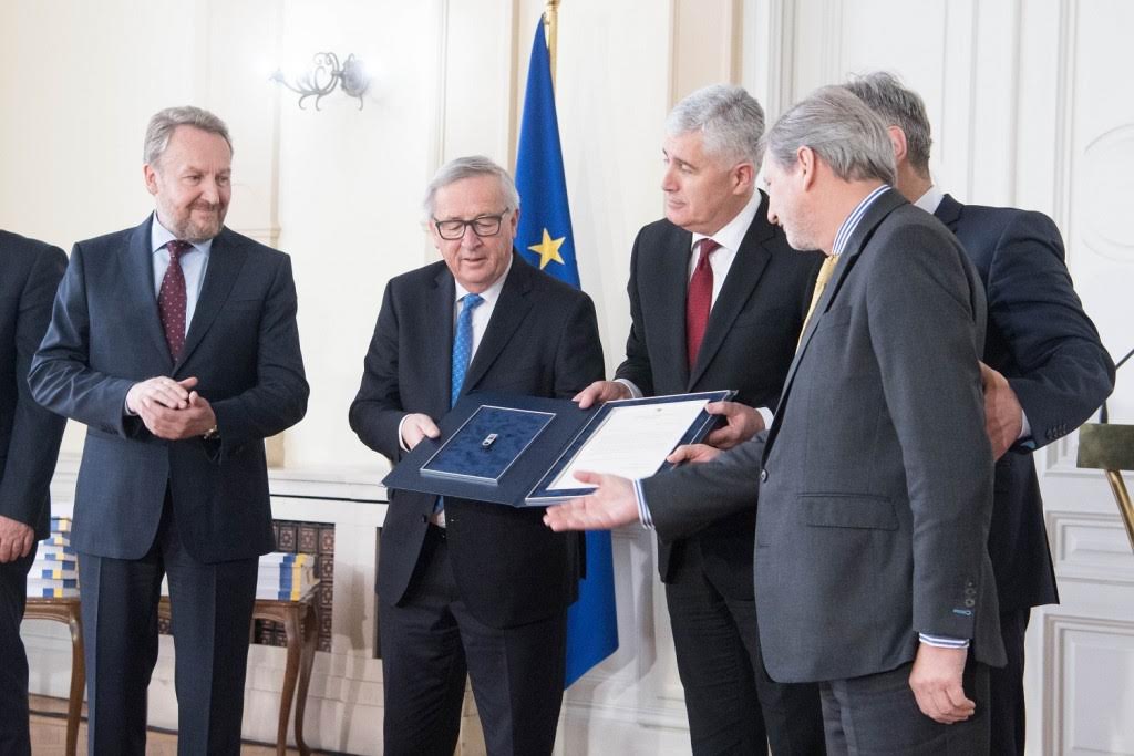 BiH, a step closer to the EU as the leadership hands in the EC Questionnaire