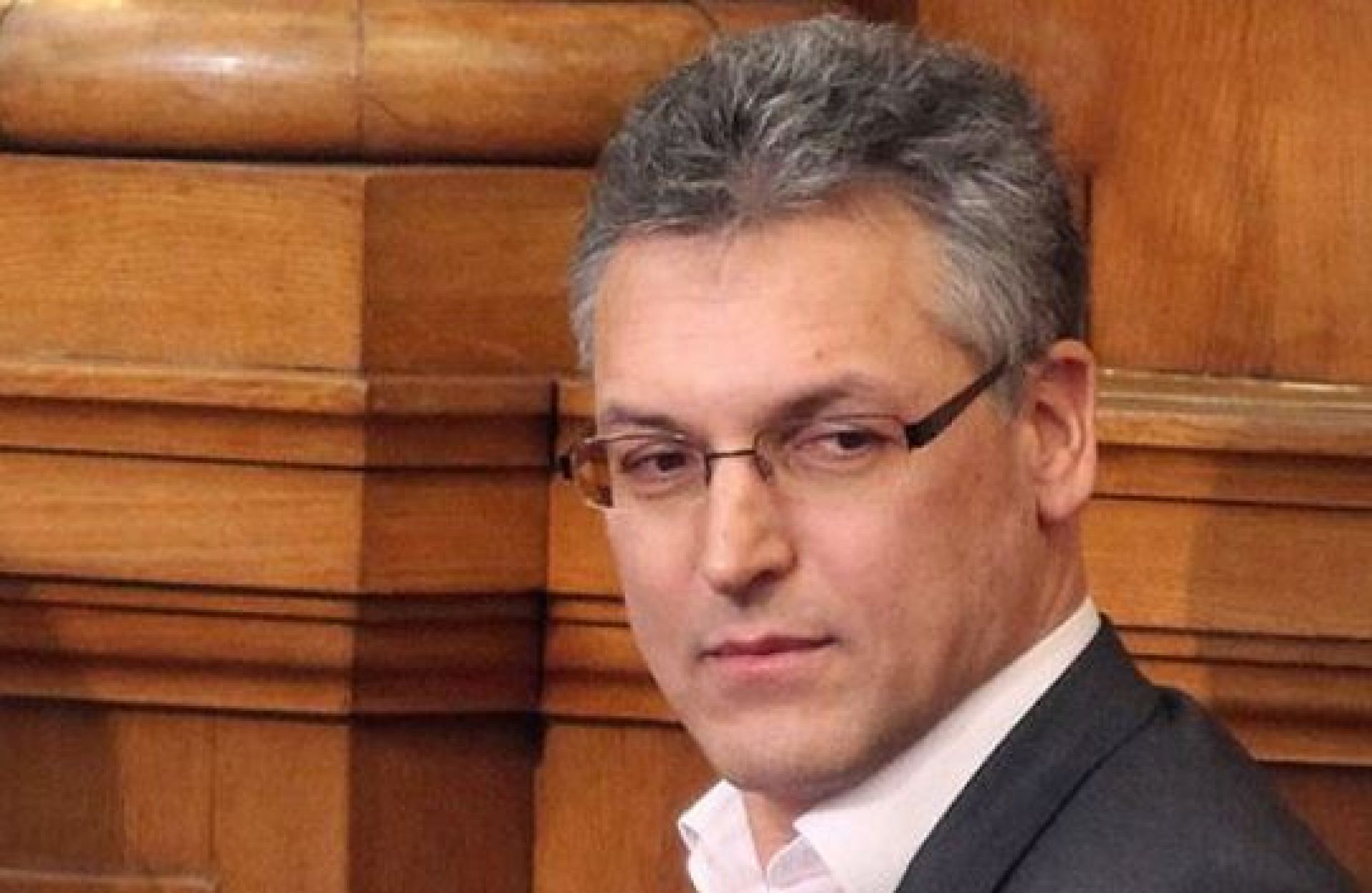 Valeri Zhablyanov ousted by Bulgarian Parliament