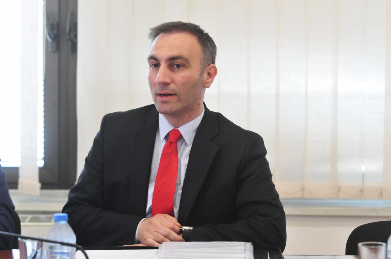 FYROM: Grubi demands assistance from the US in solving the name dispute